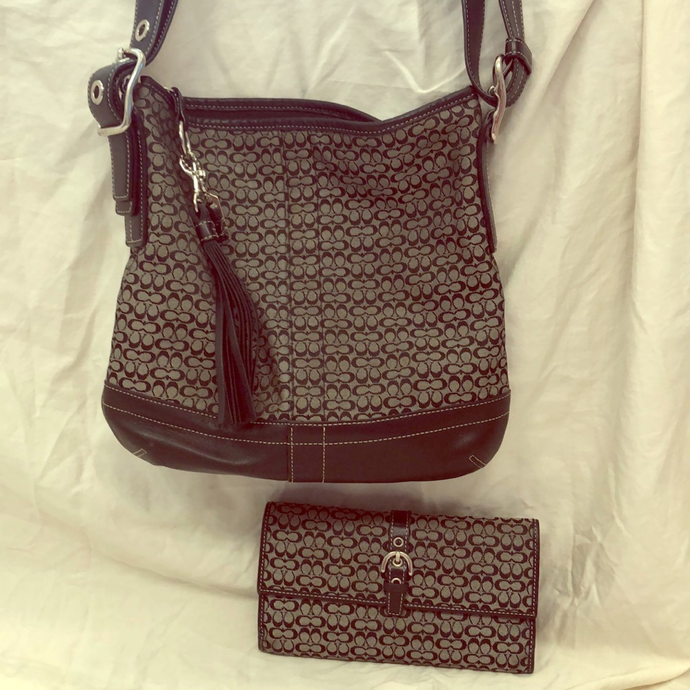 Authentic Signature black Coach satchel and wallet